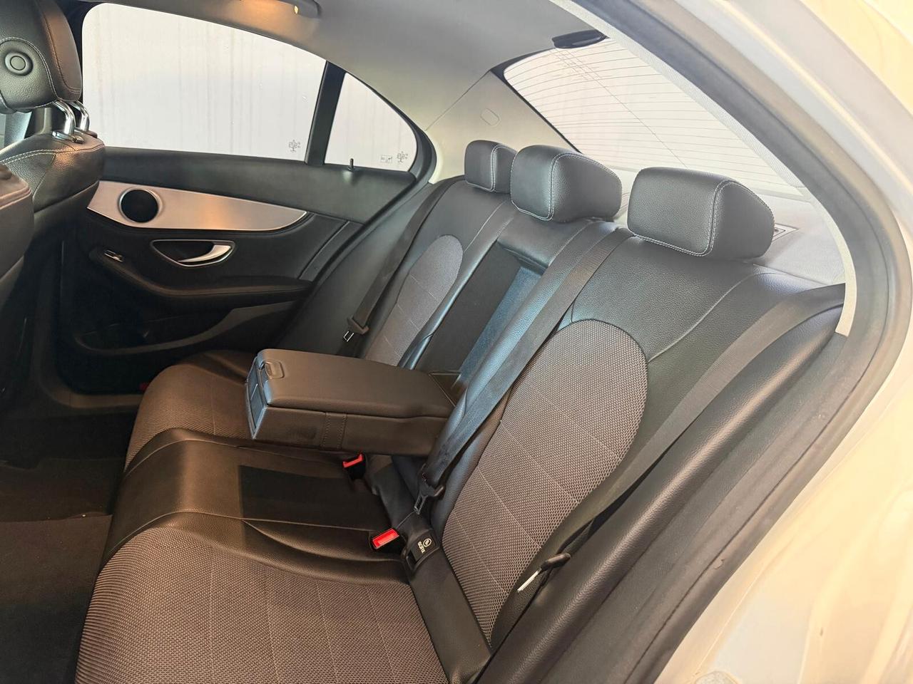 Mercedes-benz C 220 CDI Coupé Avantgarde