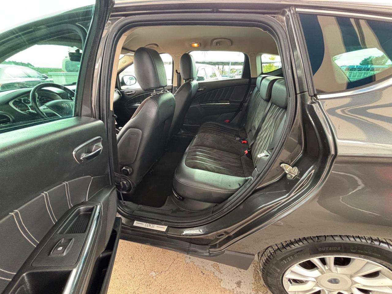 Lancia Delta 1.6 MJT DPF Gold