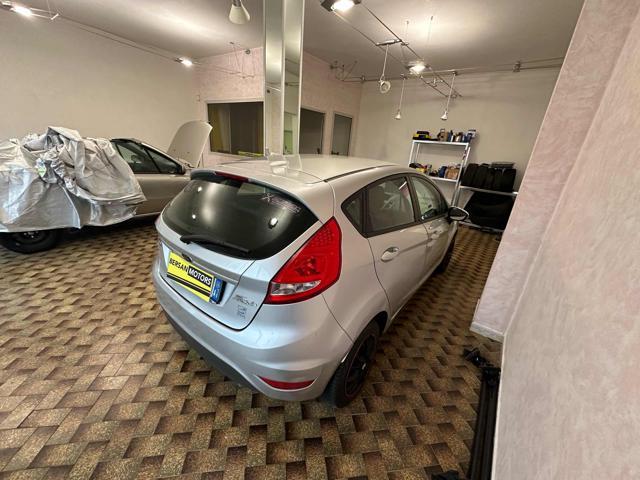 FORD Fiesta 1.4 5 porte Bz.- GPL Titanium