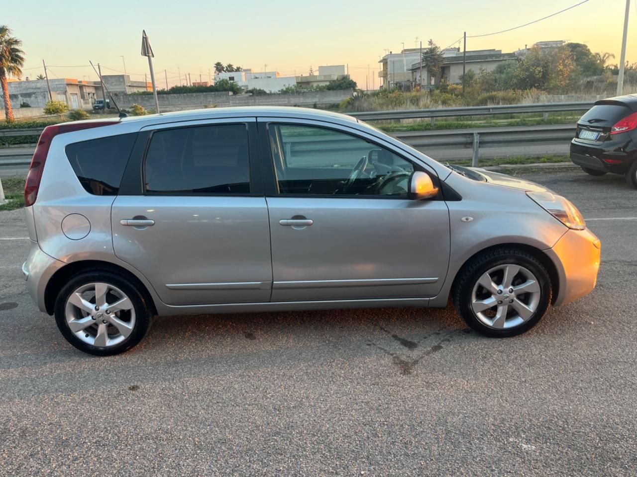 Nissan Note 1.4 benzina Visia Unipro 2010