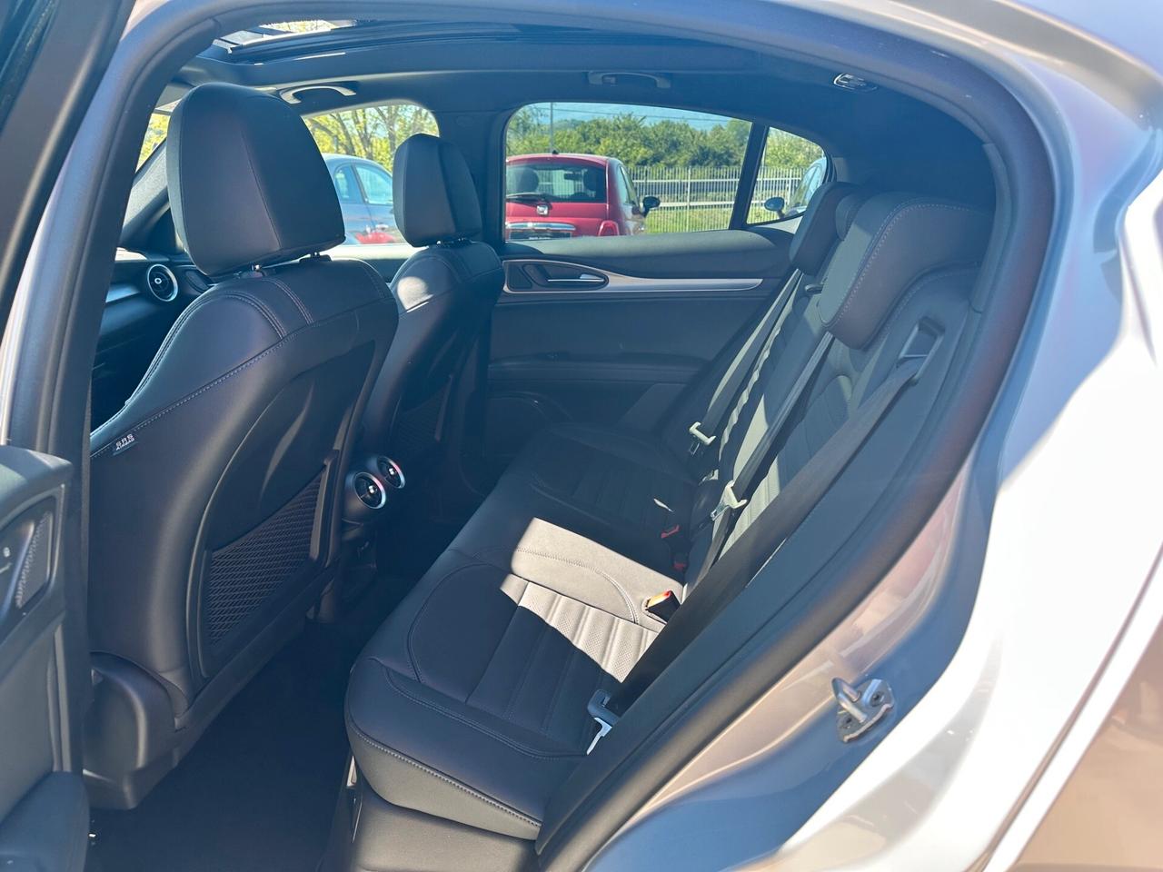 Alfa Romeo Stelvio 2.2 Turbodiesel 210 CV AT8 Q4 Veloce