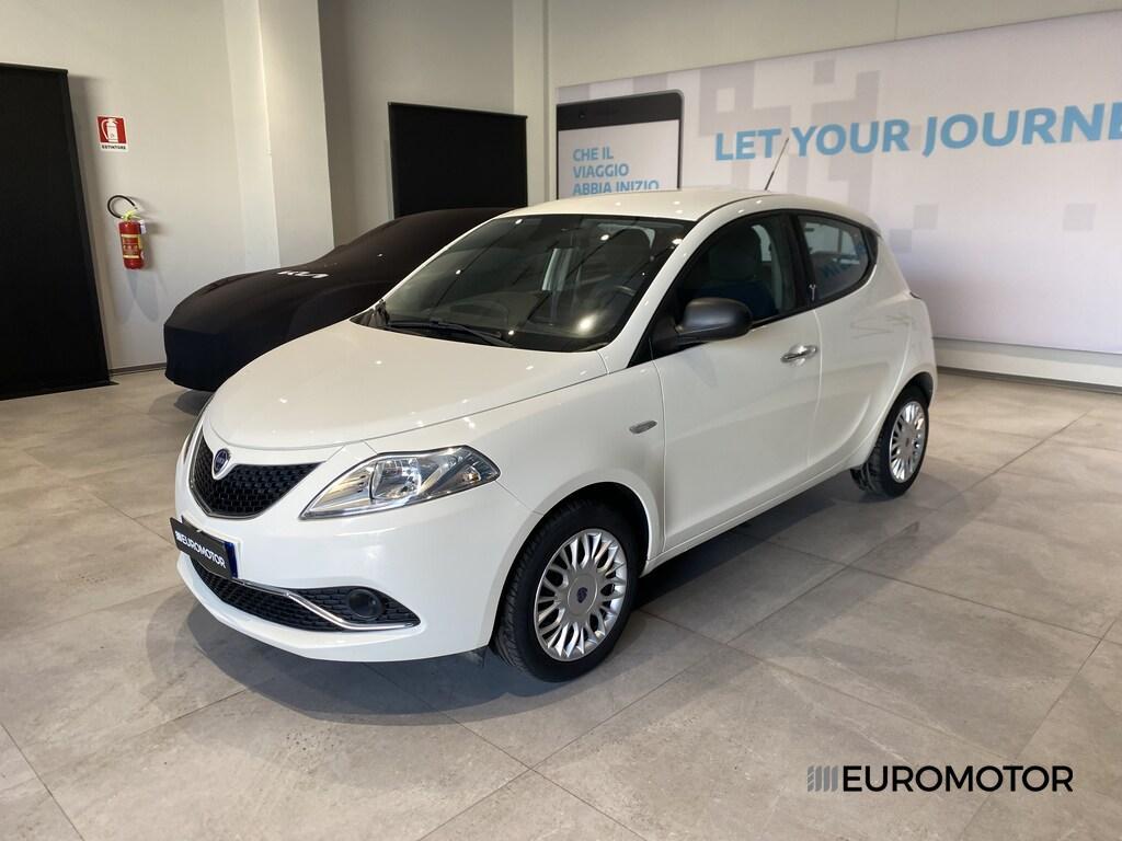 Lancia Ypsilon 5 Porte 1.2 Silver
