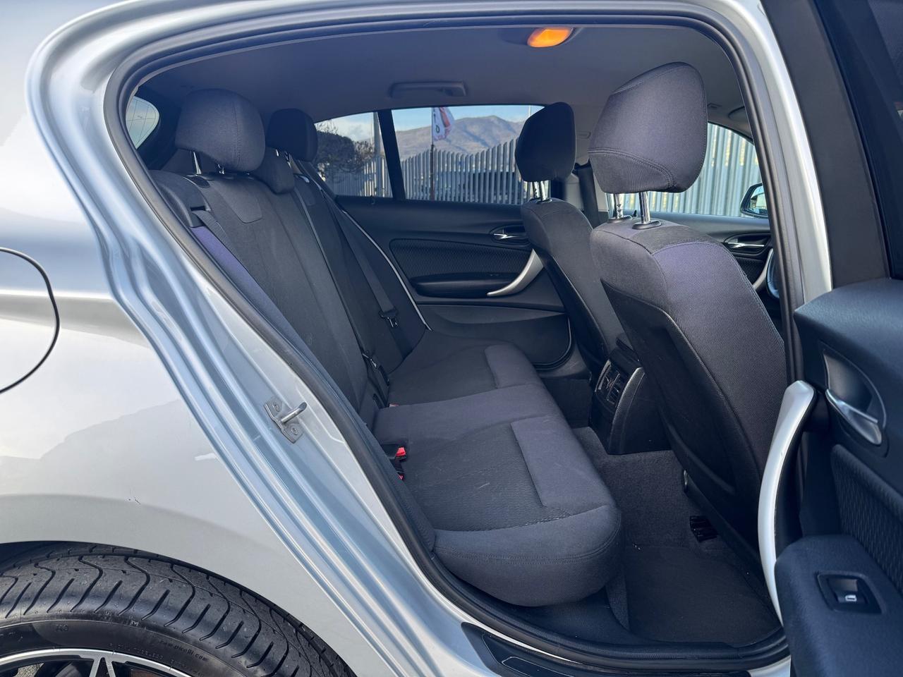 Bmw 116 116d 5p. Urban