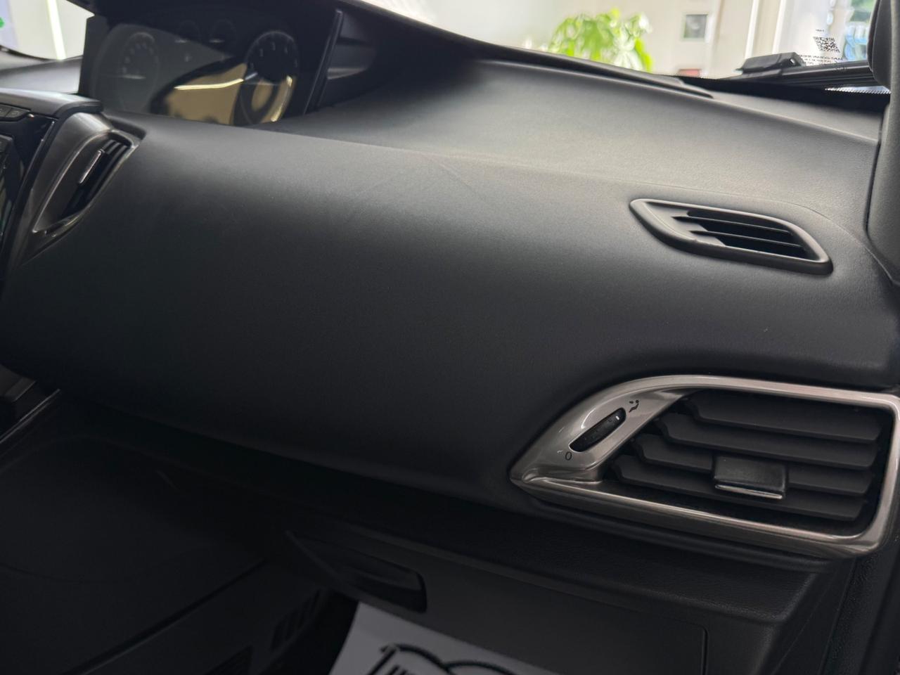 Lancia Ypsilon 1.2 GPL Ecochic Platinum