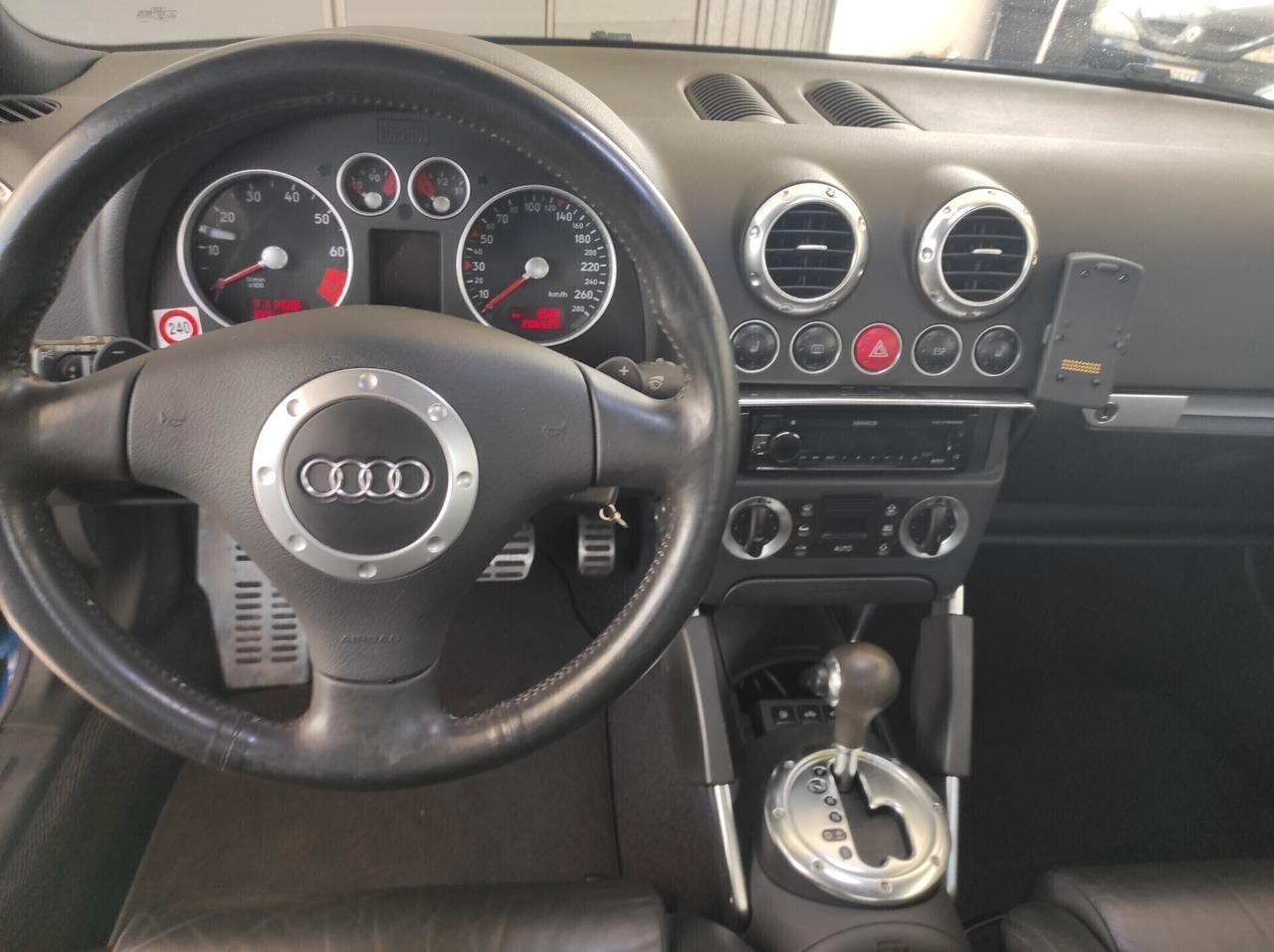 Audi TT Coupé 3.2 V6 cat quattro 250CV DSG