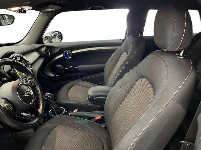 MINI Mini 5 porte Mini IV F55-F56 2014 Mini 1.5 Cooper D 3p auto