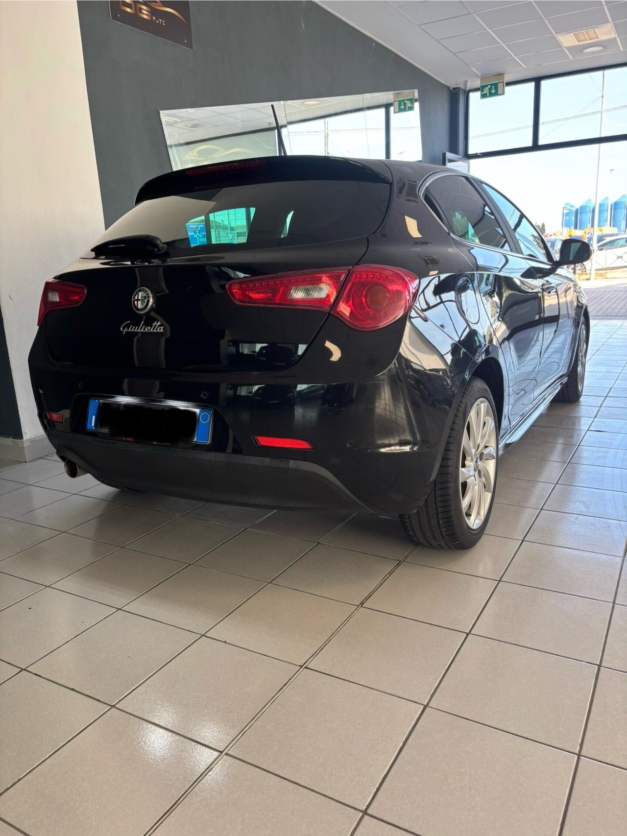 Alfa Romeo Giulietta 1.6 JTDm-2 120 CV Exclusive