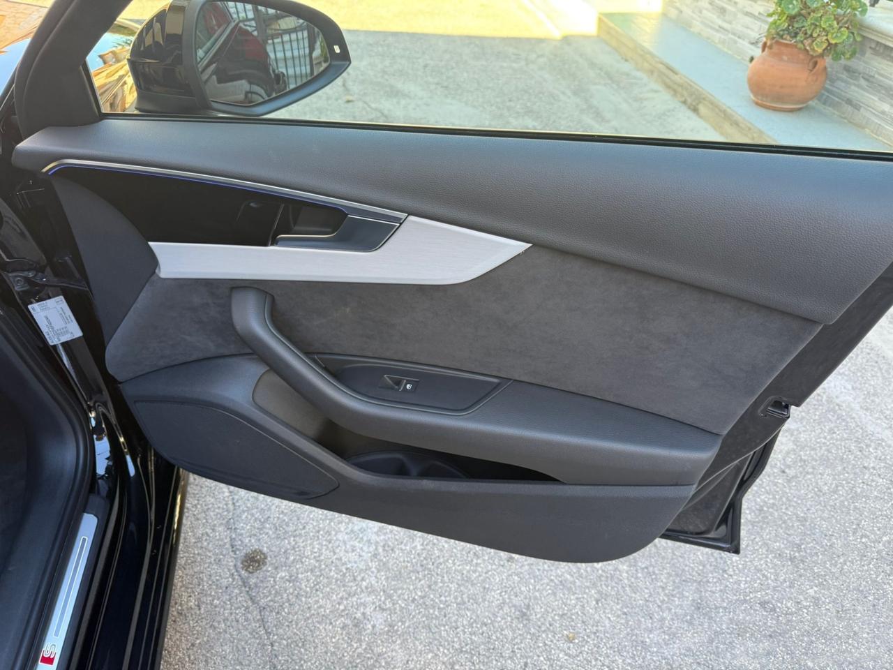 Audi A4 S4 Avant TDI quattro tiptronic sport attitude 341 cv