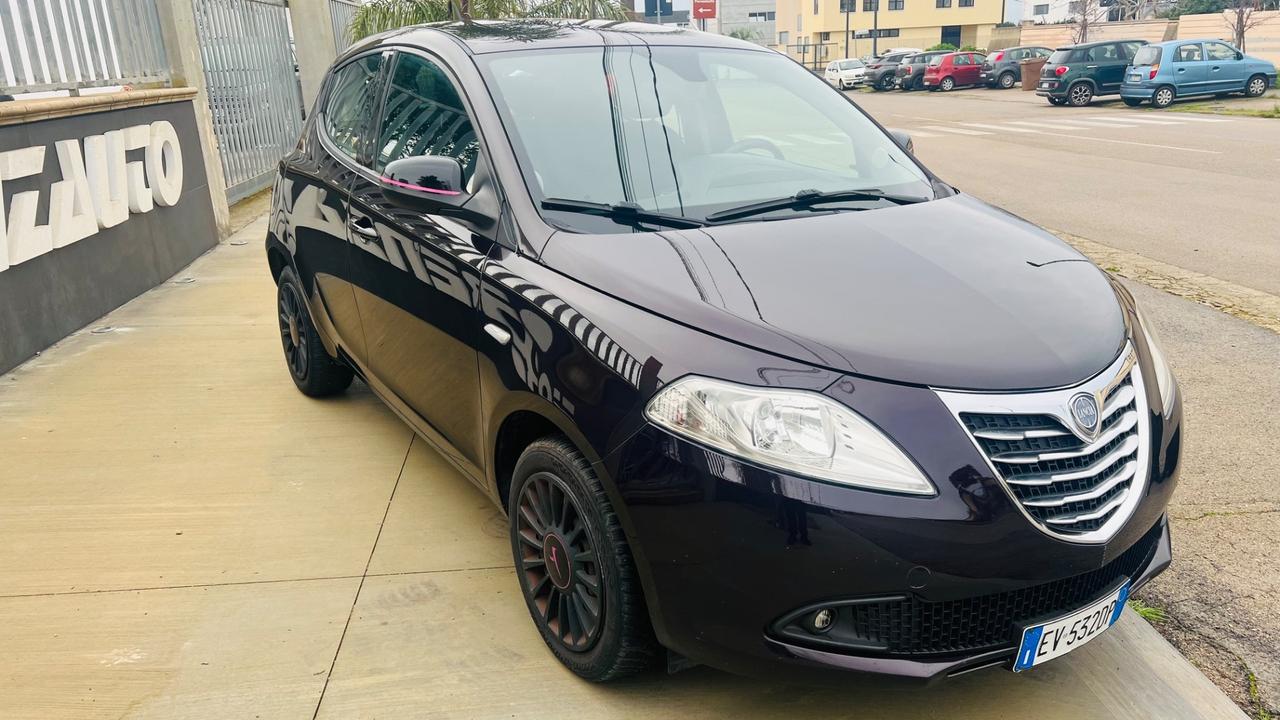 Lancia Ypsilon 1.2 69 CV 5 porte GPL Ecochic Elefantino