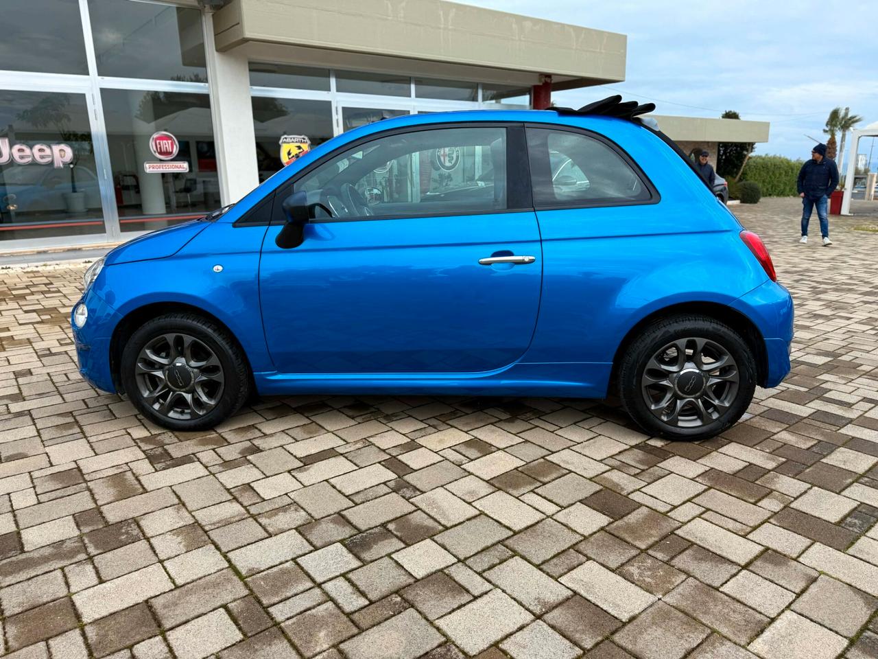 Fiat 500 CABRIO 1.0 Hybrid Cult