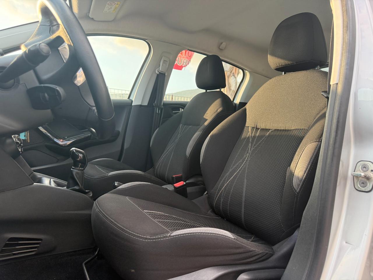 PEUGEOT 208 ANNO 2015 1.4 BENZ/GPL CASA MADRE 95CV
