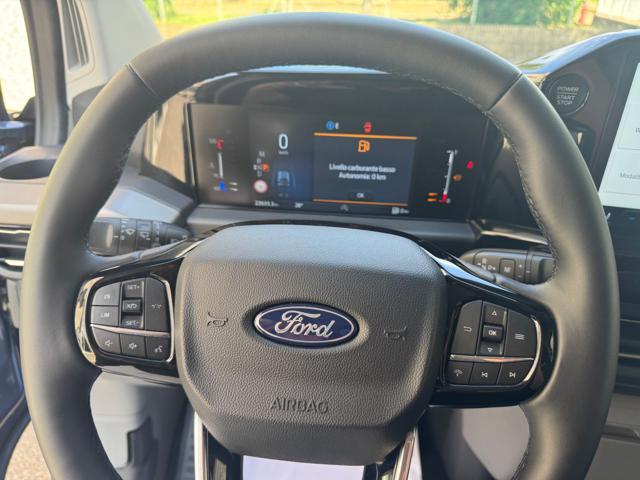 FORD Tourneo Custom 320 2.0 EcoBlue 136CV aut. PL Titanium IVA INCLUSA