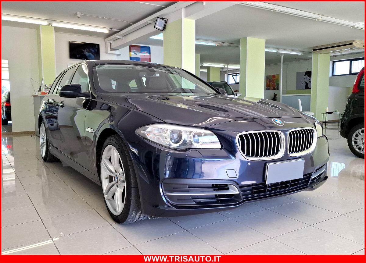 BMW 520d Aut.Touring Luxury (FARI XENO+GANCIO TRAINO+PELLE+NAVI)