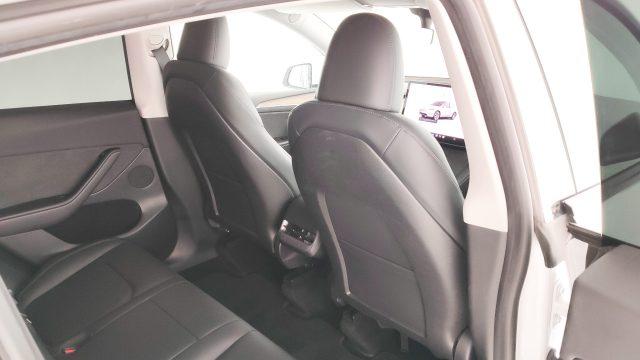 TESLA Model Y RWD