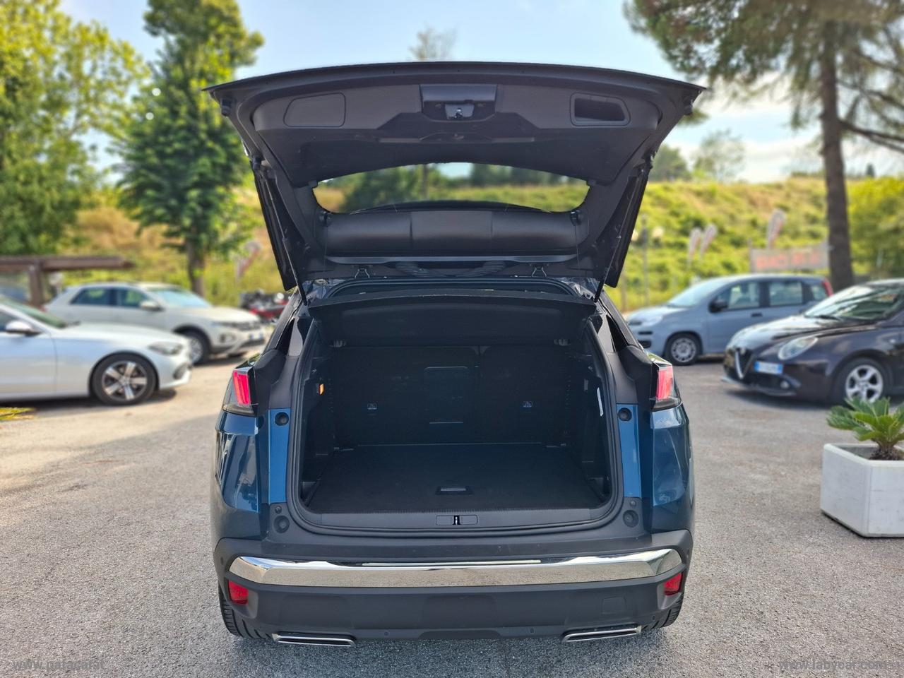 PEUGEOT 3008 BlueHDi 130 S&S EAT8 GT