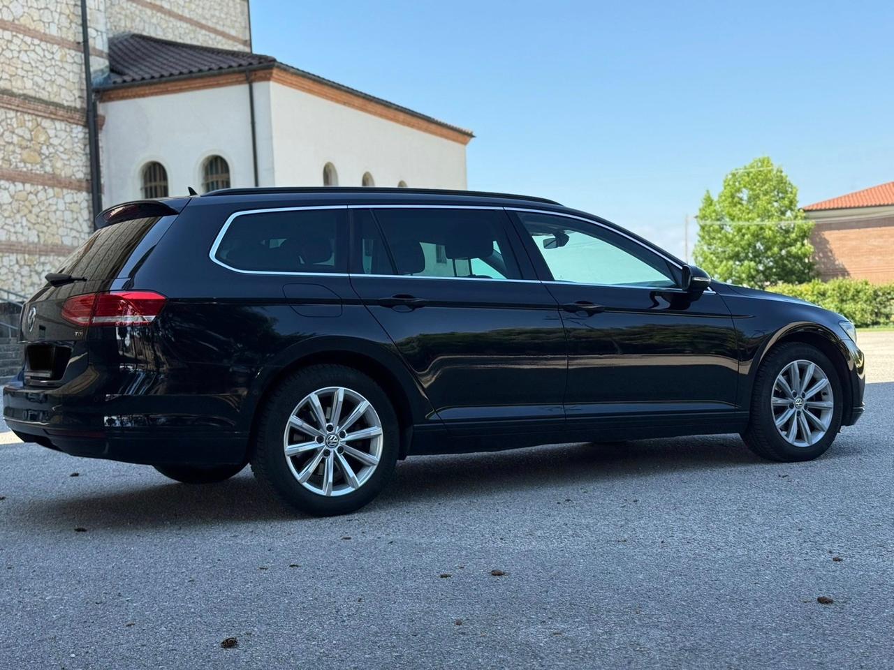 Volkswagen Passat Variant 1.6 TDI Trendline BlueMotion Technology