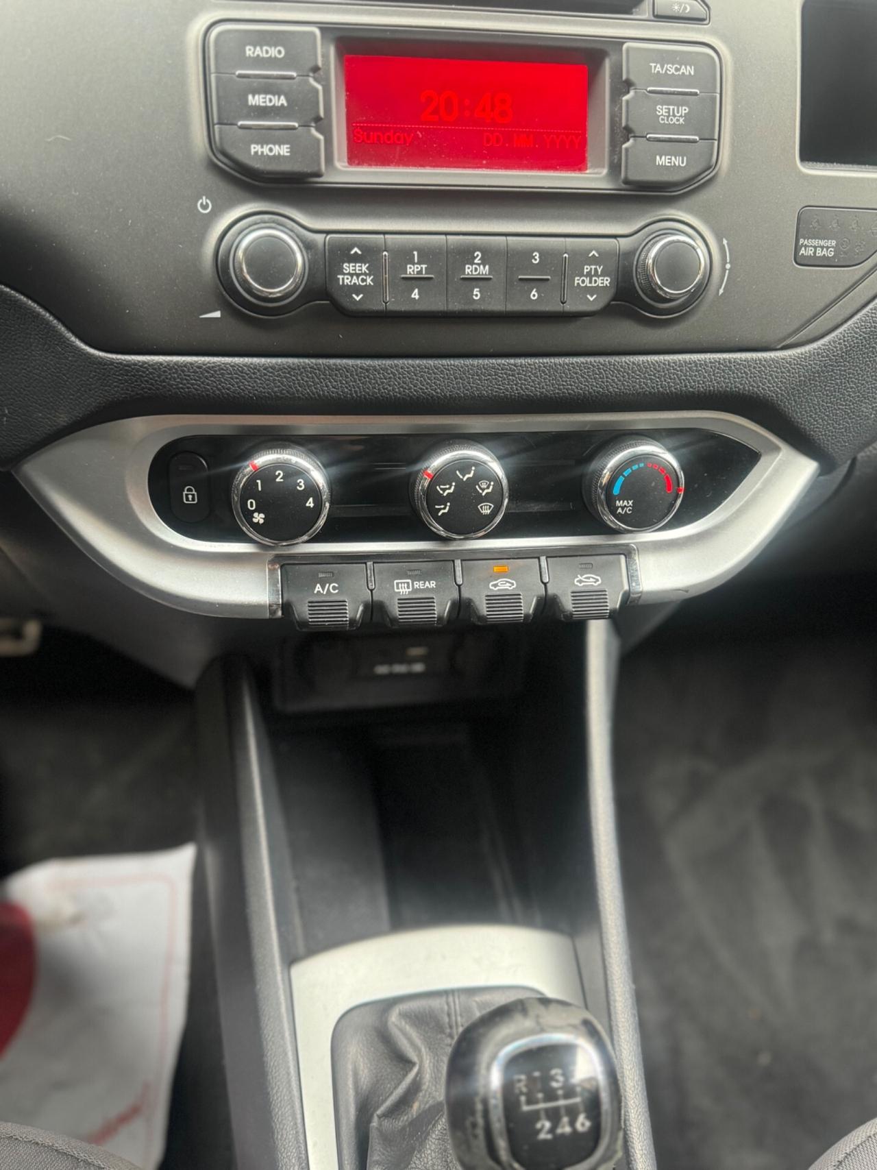 Kia Rio 1.4 CRDi 5p. Cool sport 90CV 2015