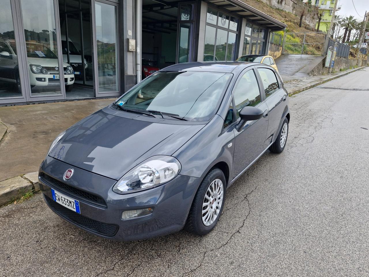 Fiat Punto 1.3 MJT II 75 CV 5 porte Street