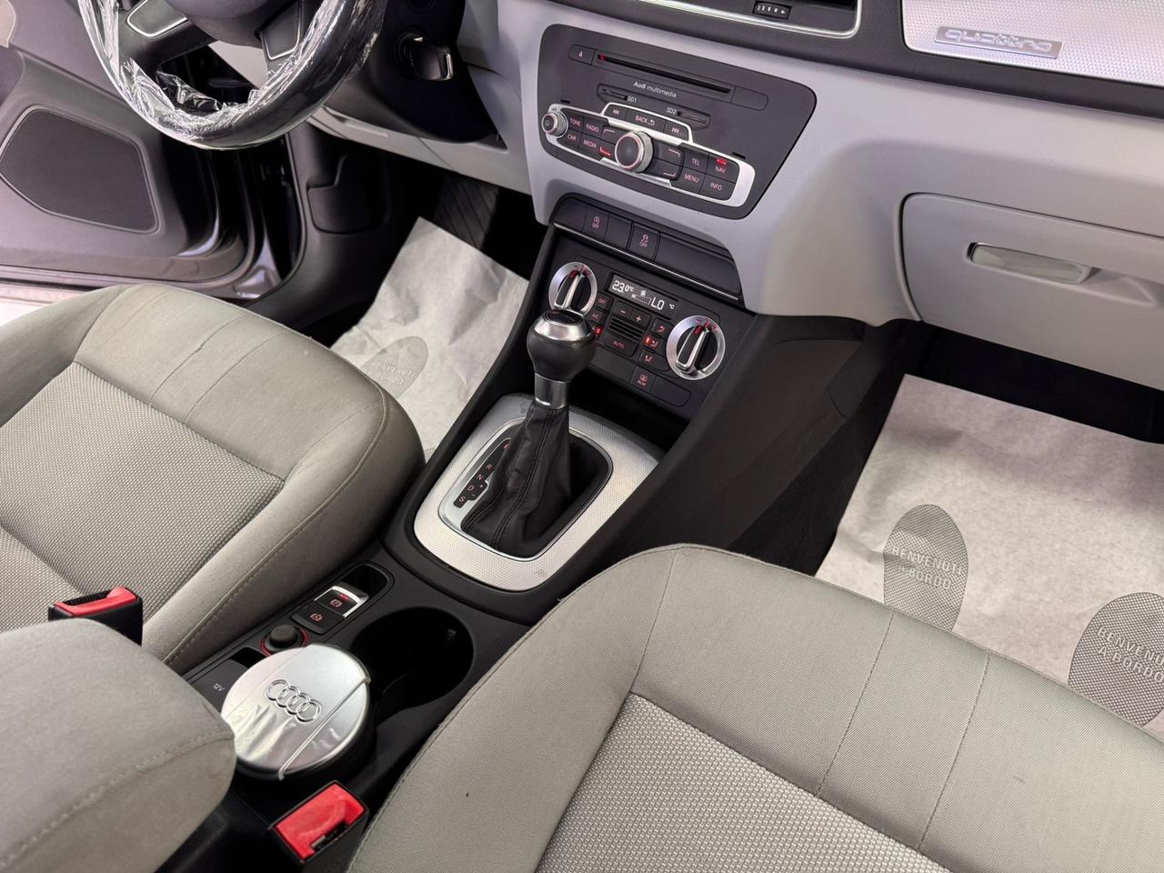 Audi Q3 2.0 TDI quattro -S-TRONIC-LED-GARANTITA-2014