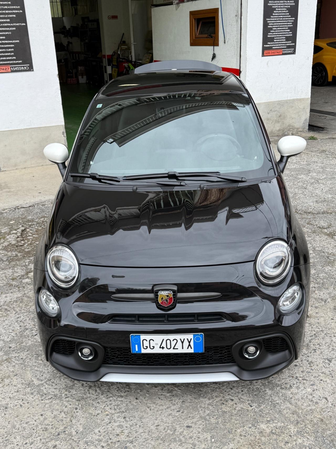 Abarth 695 1.4 Turbo T-Jet 180 CV. ESSEESSE