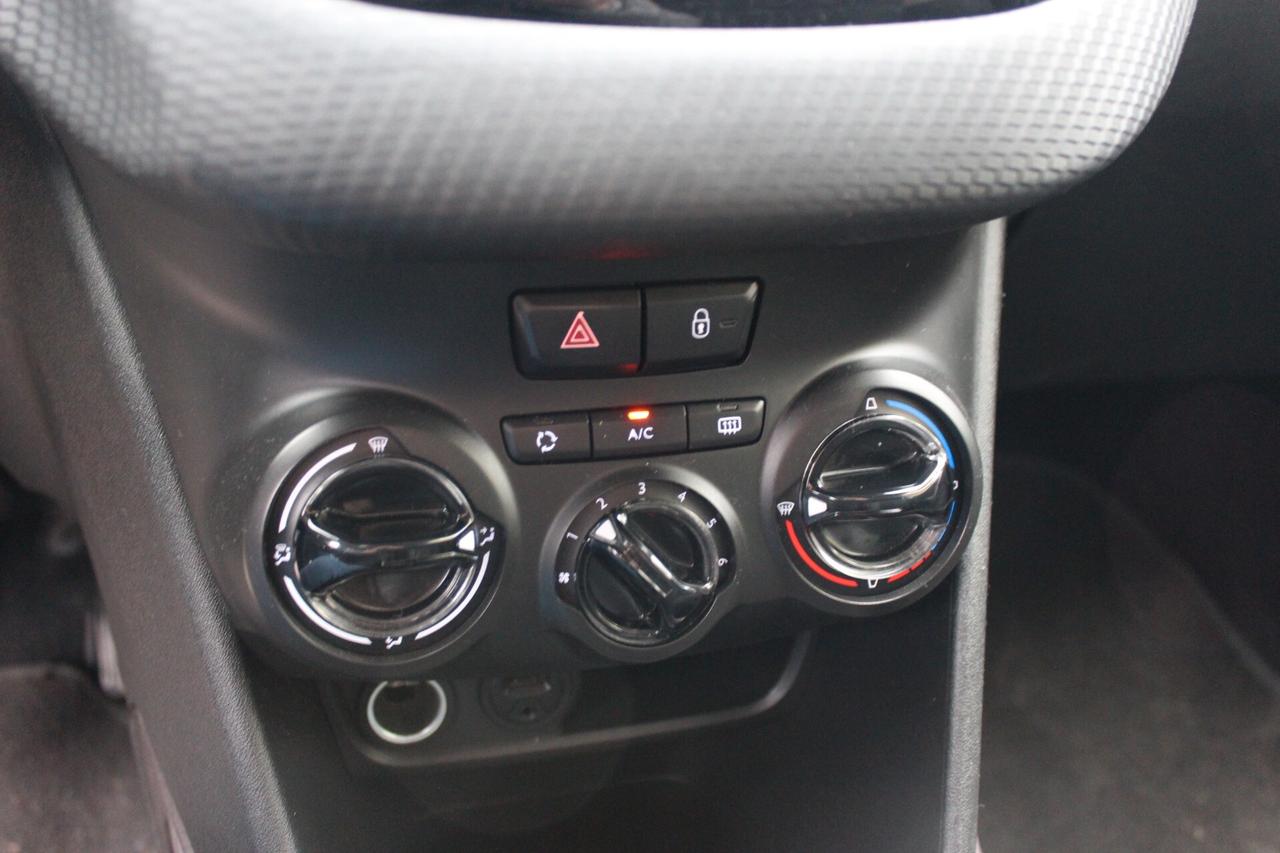 Peugeot 2008 PURE TECH 82 CV ALLURE