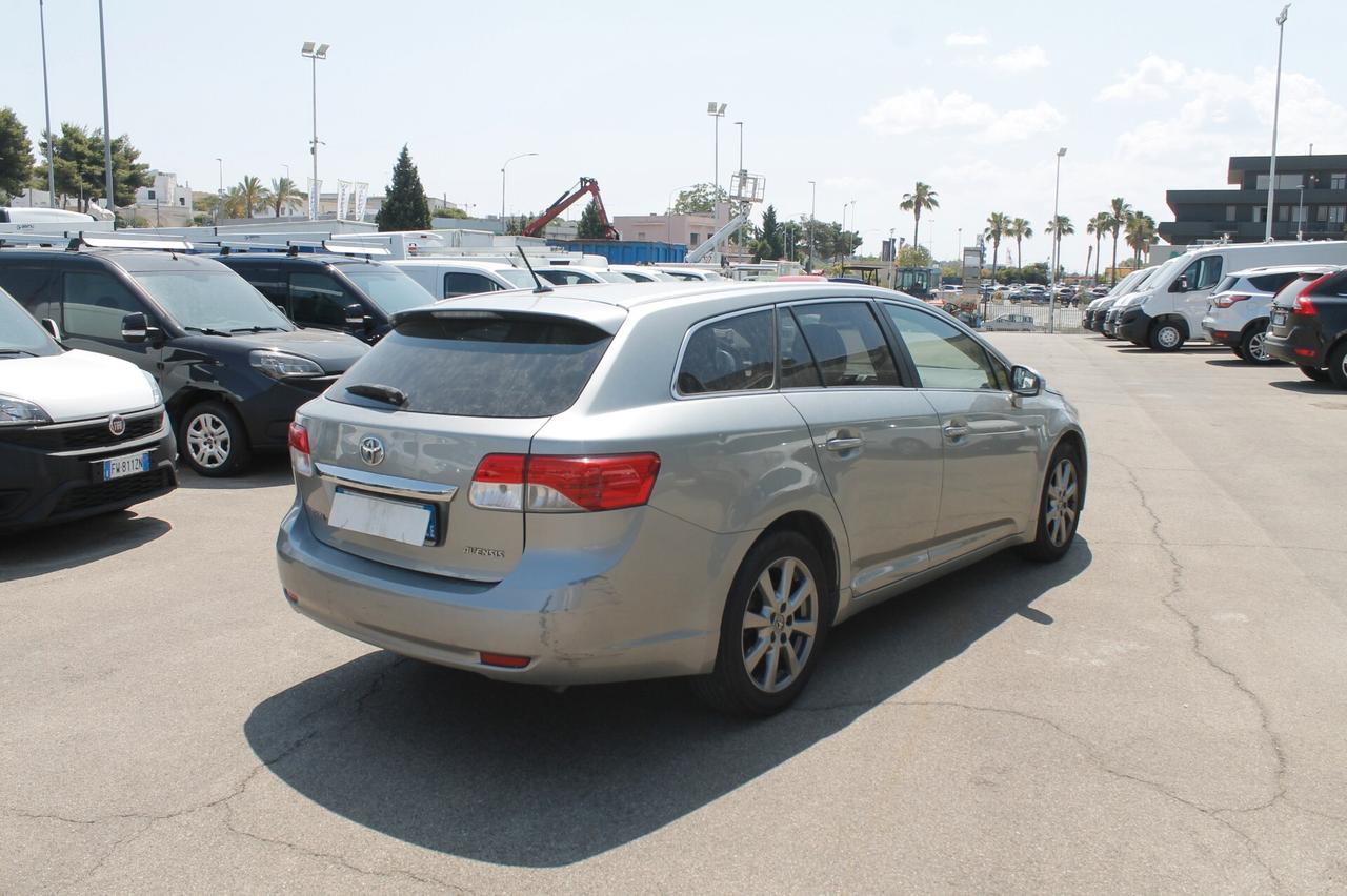 Toyota Avensis 2.0 D-4D Wagon Lounge OCCASIONE