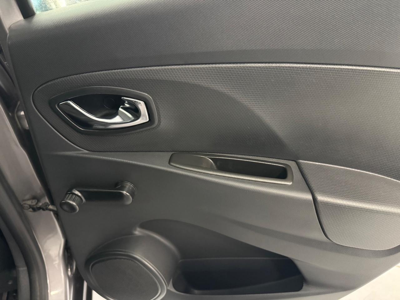 Renault Clio 0.9 TCe 12V 90CV Start&Stop 5 porte Energy