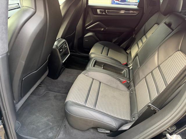 PORSCHE Cayenne Coupé 3.0 V6
