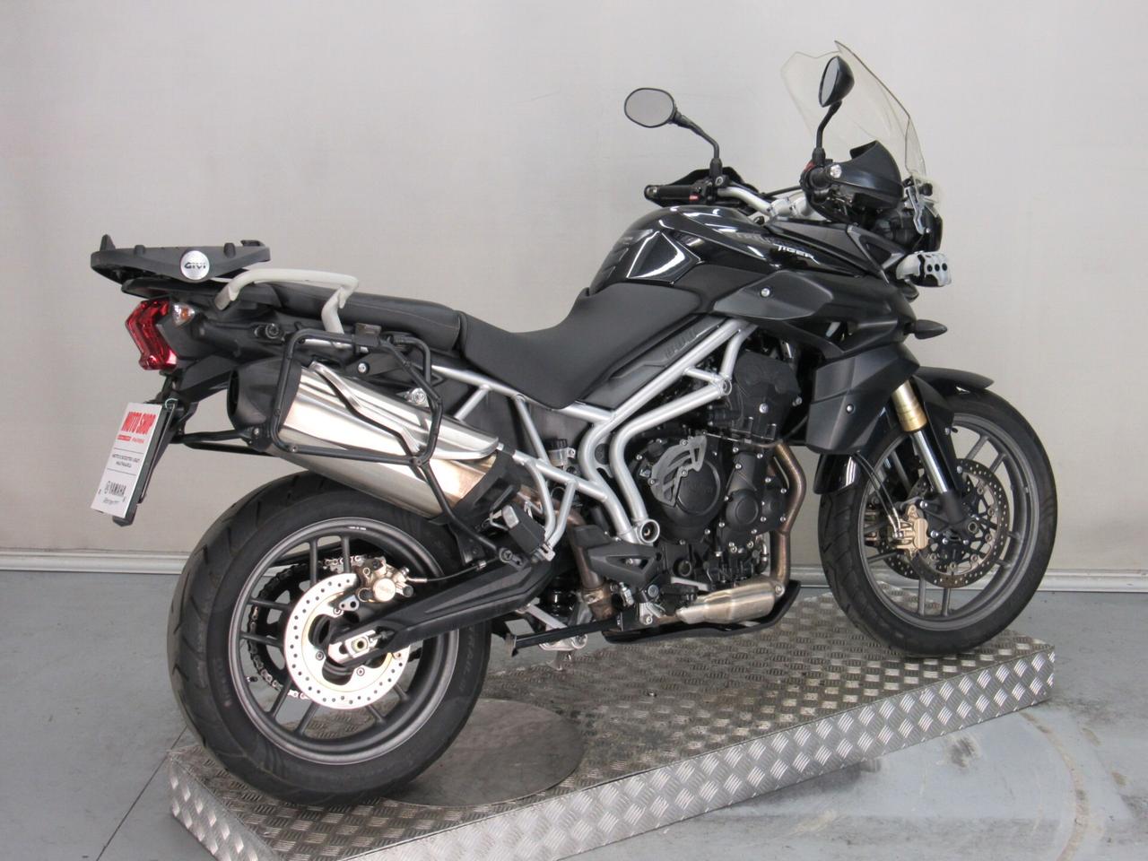 Triumph Tiger 800