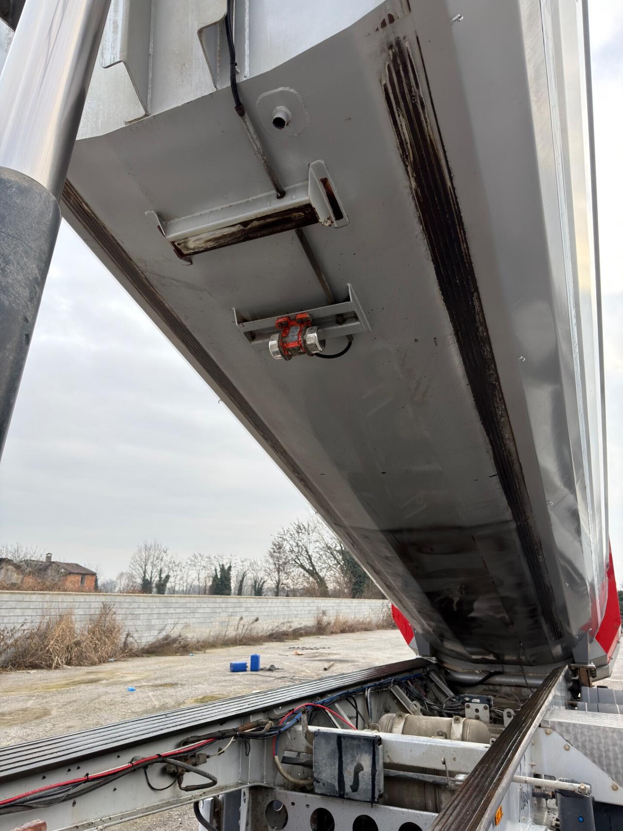 Man tgs 18.440 + Vasca Menci SA700R 2016