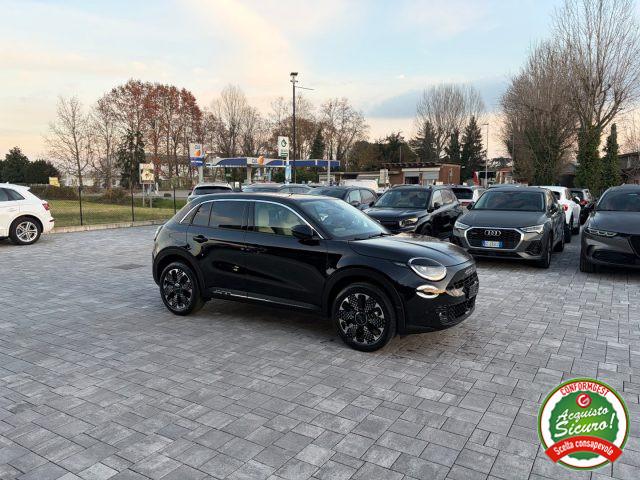 FIAT 600 Hybrid DCT MHEV La Prima ANCHE NEOPATENTATI