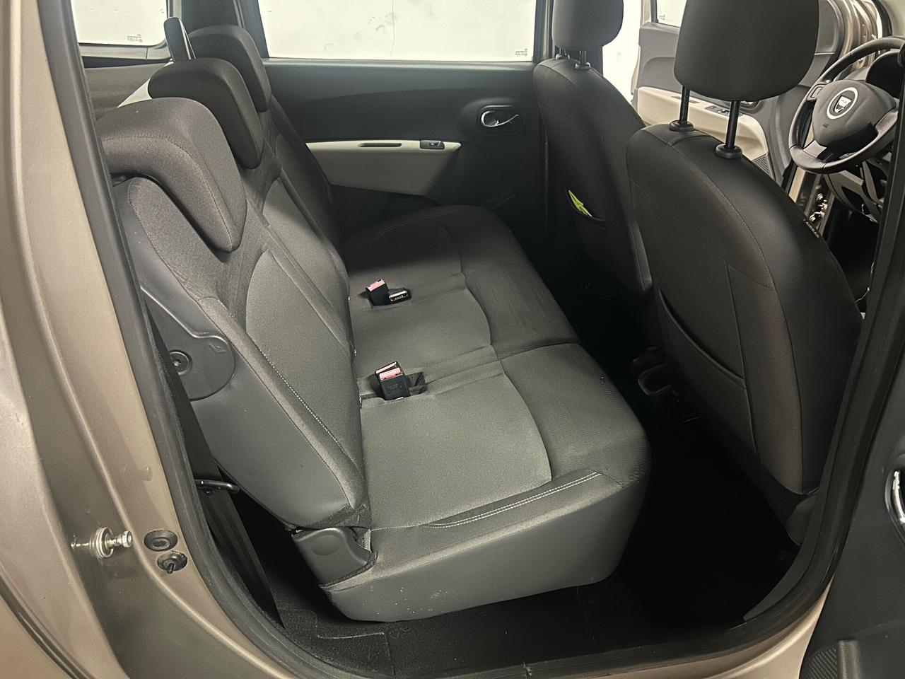 Dacia Lodgy 1.6 8V 85CV 5 posti Lauréate