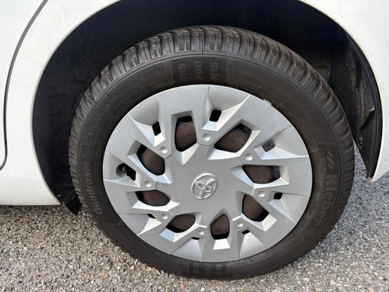 Toyota Aygo 1.0 VVT-i x-business