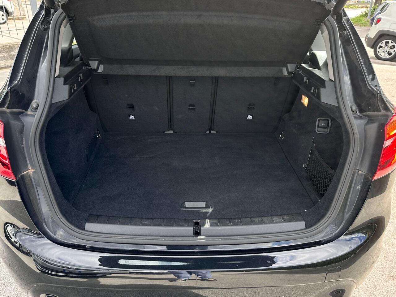 Bmw 218d Active Tourer Business