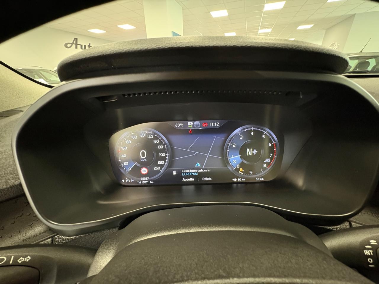 Volvo XC40 T2 1.5 benzina 130cv 2021 km 34000