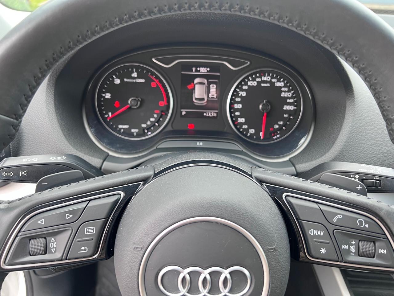Audi Q2 30 1.6 tdi Business Design s-tronic LED/NAVI PERF.