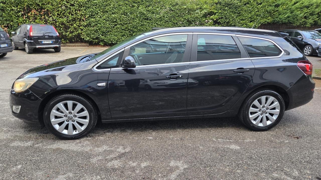 Opel Astra 1.7 CDTI 110CV Sports Tourer Cosmo