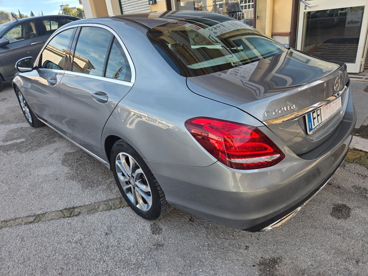 MERCEDES C220 2.2 170 CV LED FULL OPT KM CERTIF