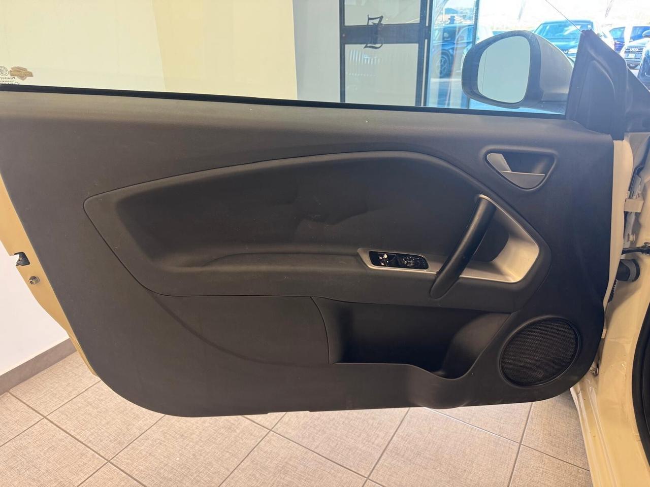 Alfa Romeo MiTo 1.3 JTDm 85 CV per neopatentati