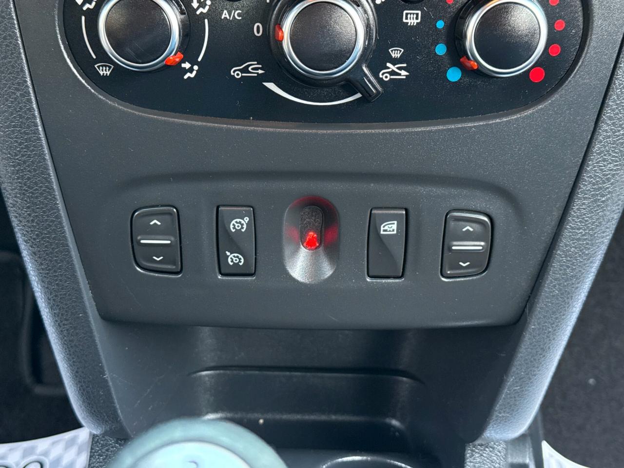 Dacia Sandero 0.9 TCe 90CV NAVI CAMERA LED - 2018