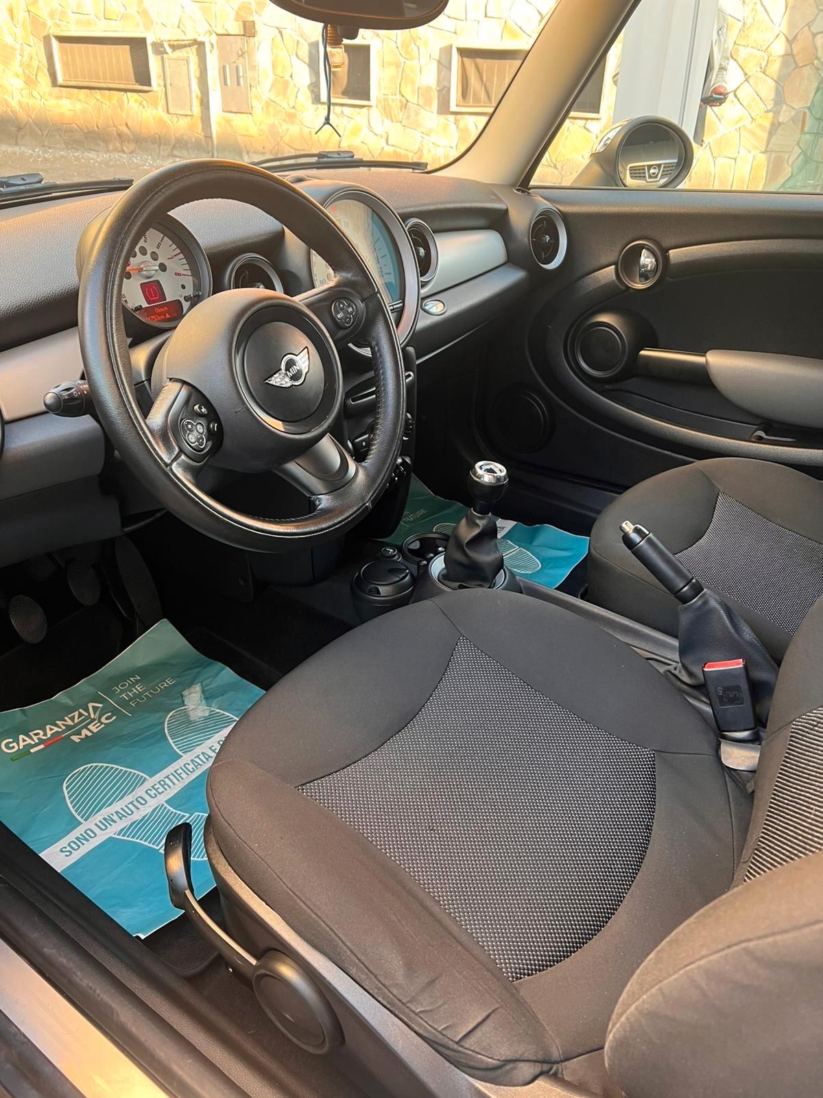 Mini 1.6 16V One (55kW)