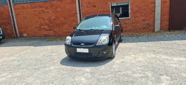 FIESTA 1.2 5 PORTE GHIA IDEALE PER NEOPATENTATI