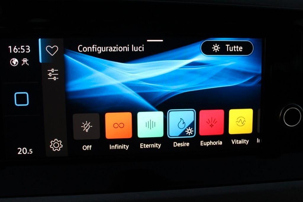 VOLKSWAGEN Golf 2.0 TDI DSG 115cv *Luci Ambiente *FULL LED