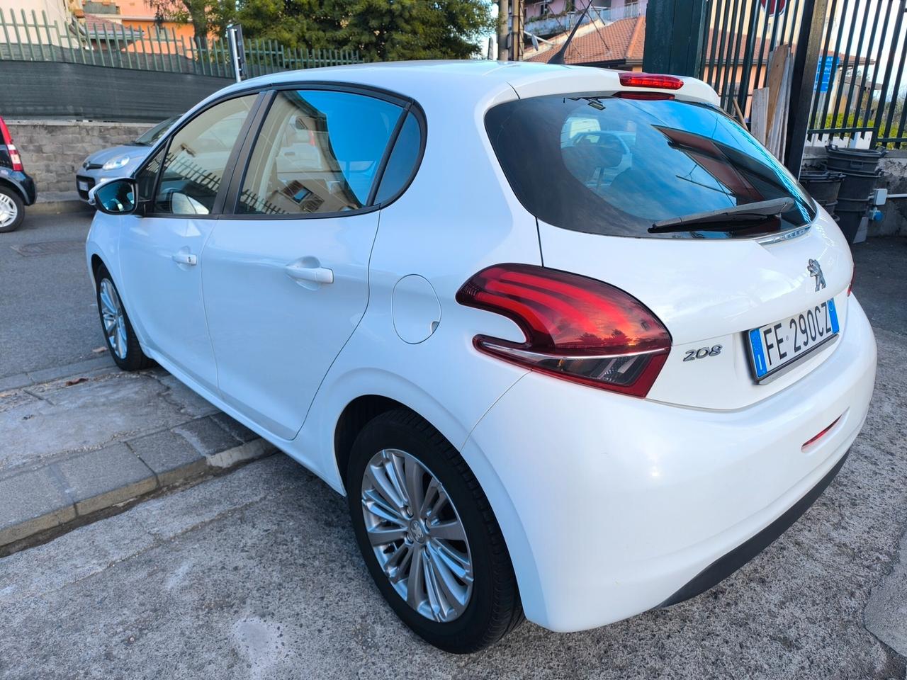 Peugeot 208 PureTech 82 5 porte Active