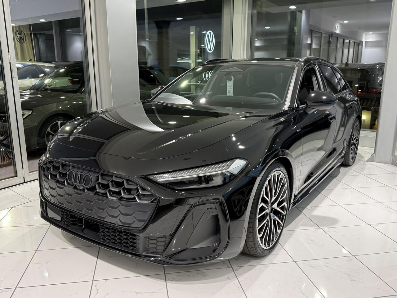 AUDI A5 III 2024 Avant A5 Avant 2.0 e-hybrid S line edition quattro 299cv s-tronic