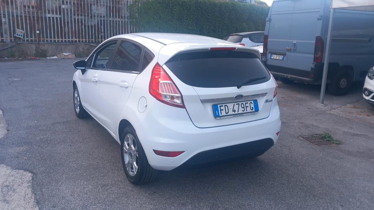 Ford Fiesta 1.4 5p. Bz.- GPL Titanium
