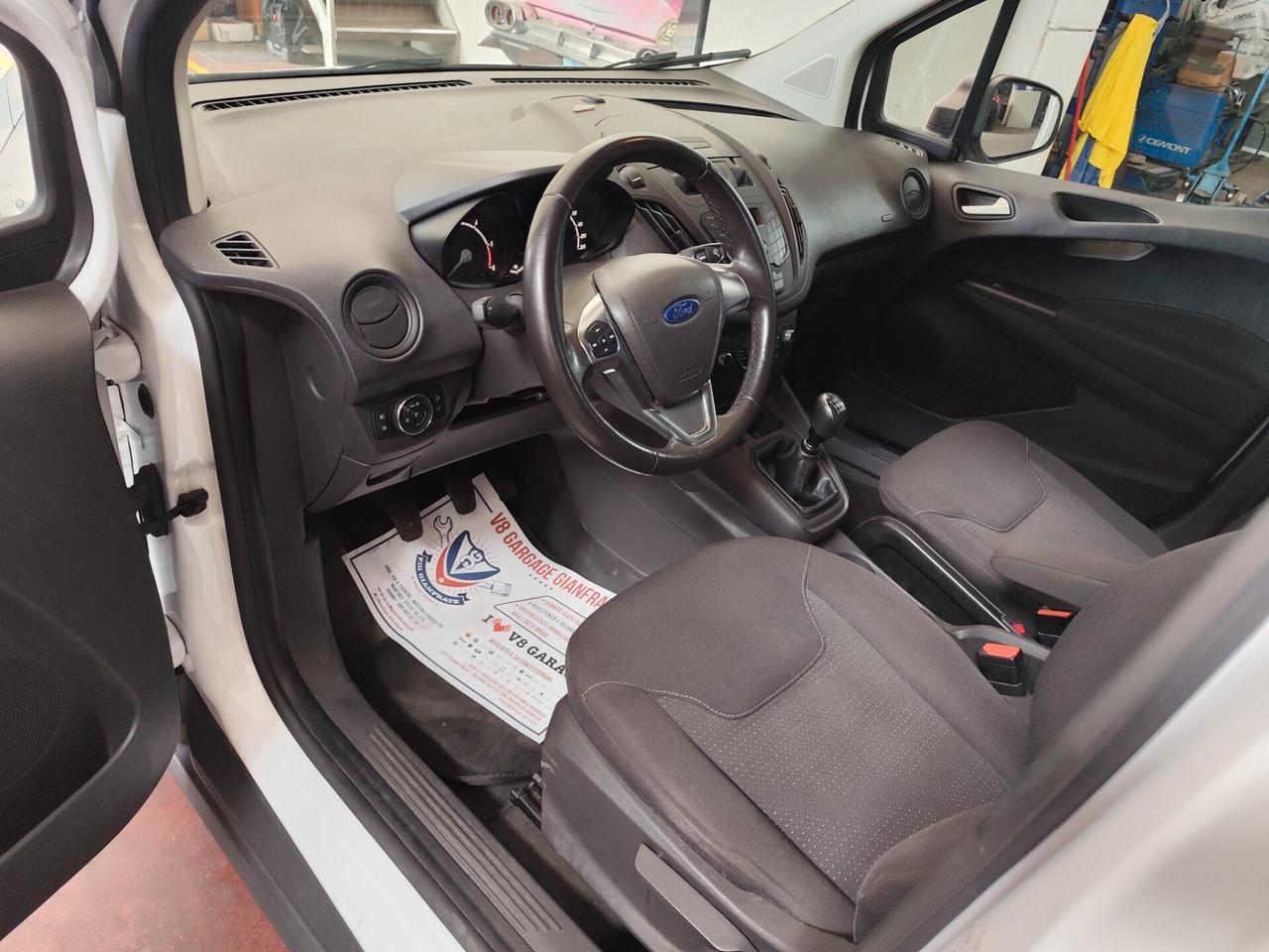 Ford Transit Courier 1.5 TDCi 100CV Van Entry