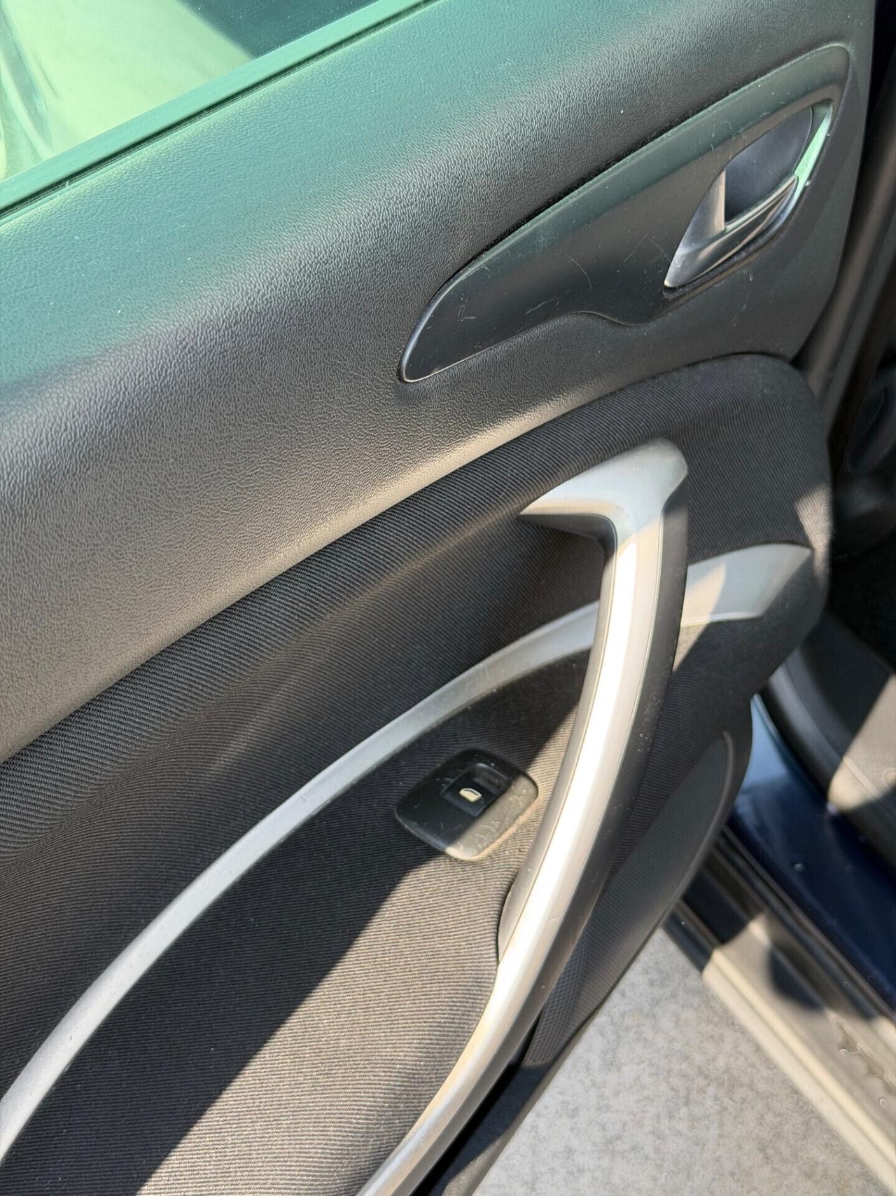 Citroen C5 2.0-160CV - Revisionata-tagliandata-GARANZIA 12