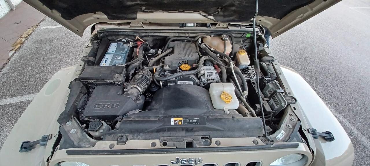 Jeep Wrangler 2.8 CRD DPF Sahara Auto