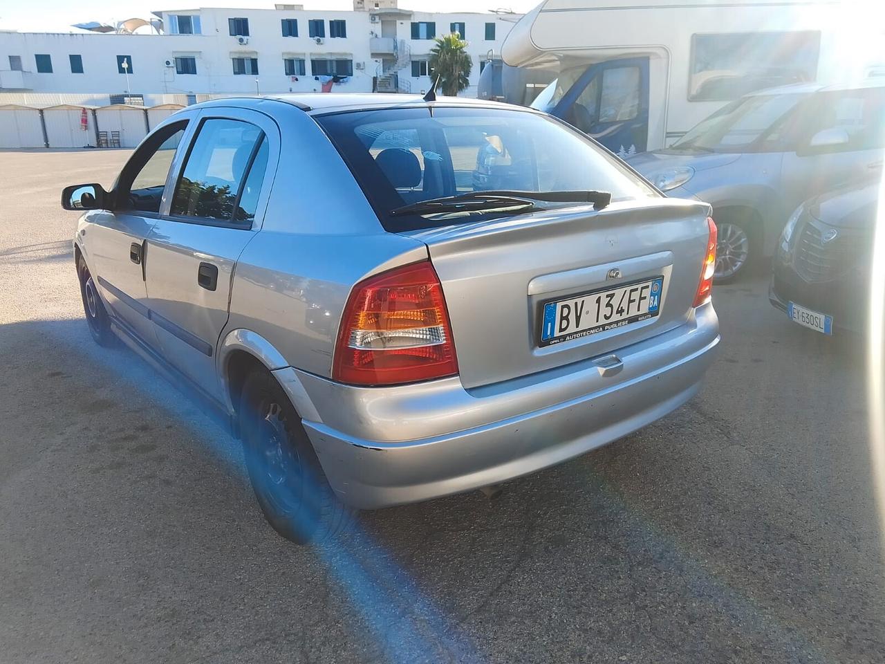 Opel Astra 1.4i 16V cat 5 porte GPL